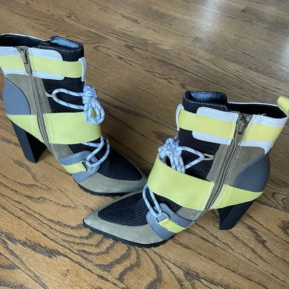 New Steve Madden Illusions Mesh Booties Ankle Booties Size 7 - Picture 7 of 15